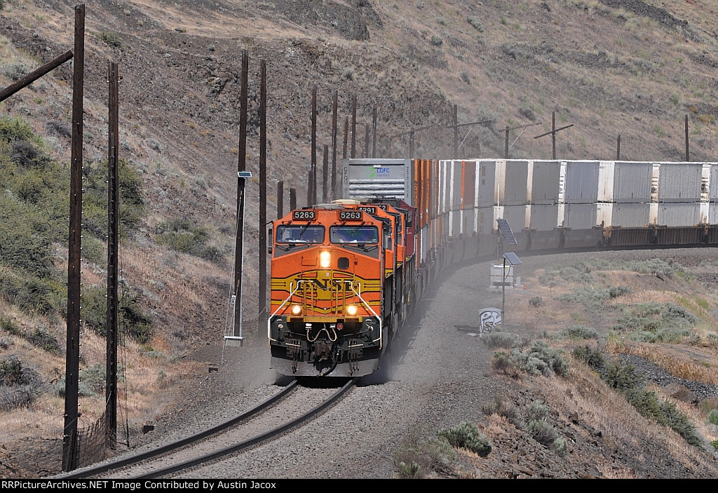 BNSF 5263